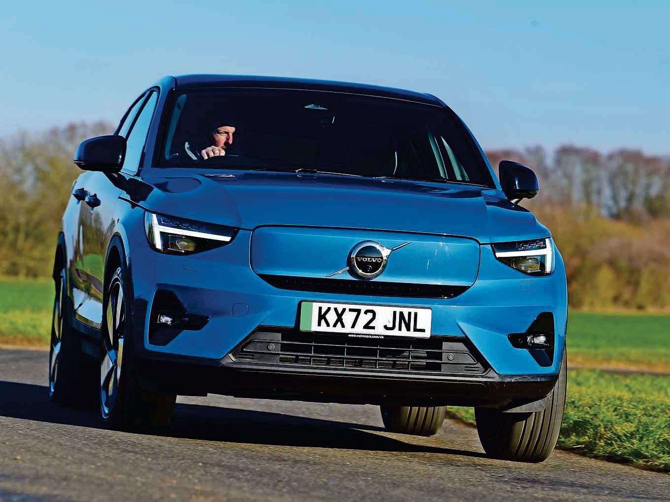 BUYER'S GUIDE Volvo C40